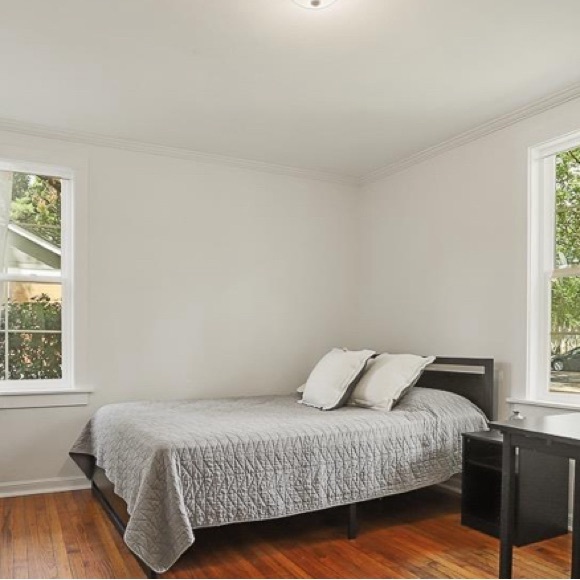 Set of 2 My Texas House Reversible Solid Sage Green & Ivory pillows - Picture 7 of 7